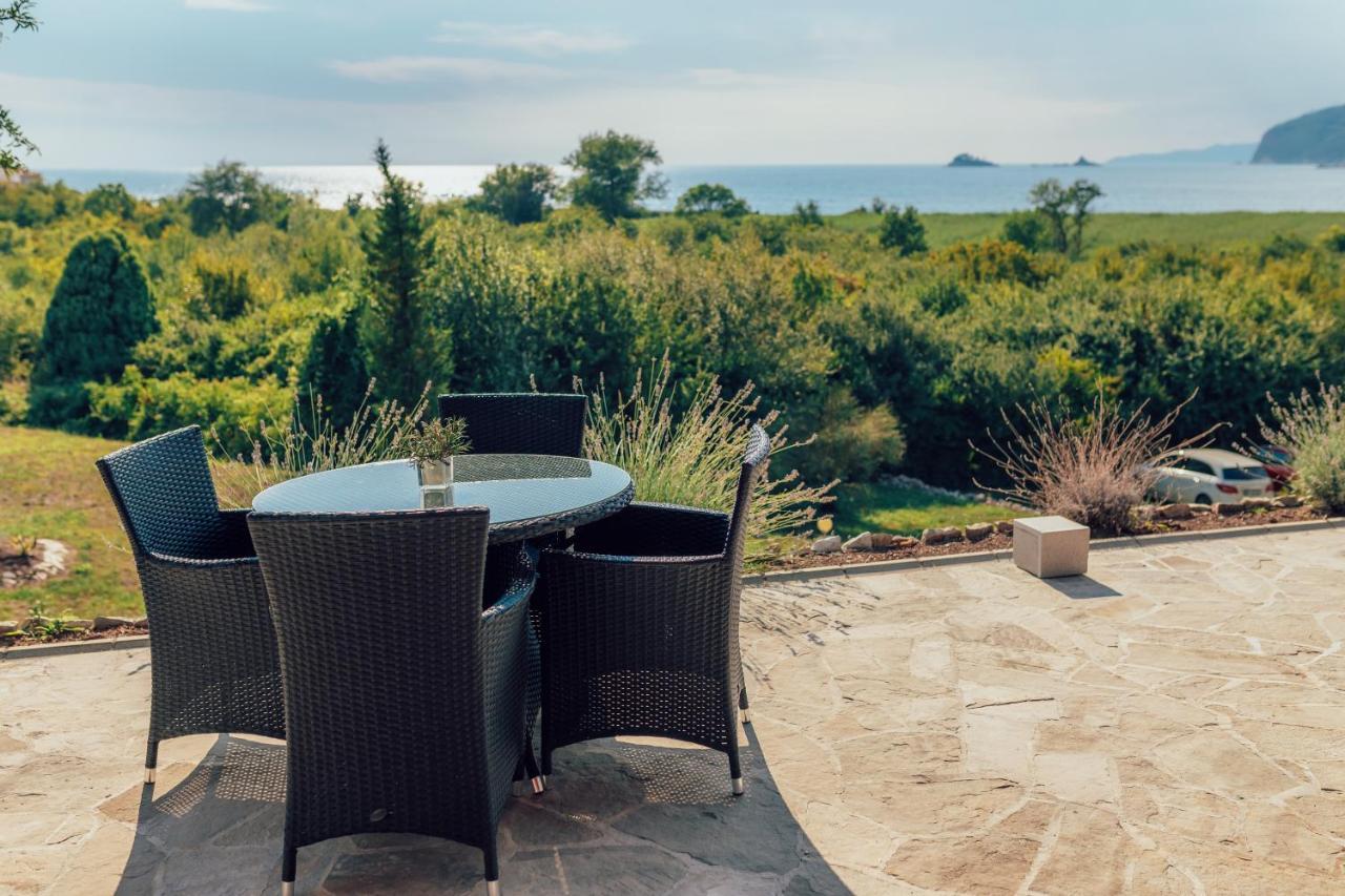 MonteBay villa Budva Extérieur photo