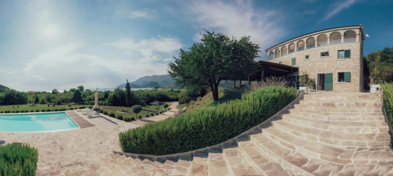 MonteBay villa Budva Extérieur photo
